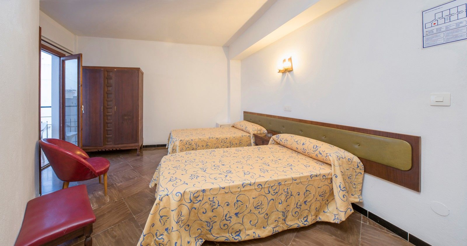 Hostal Alicante Sant Antoni de Portmany Exterior foto