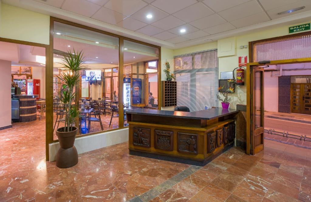 Hostal Alicante Sant Antoni de Portmany Exterior foto