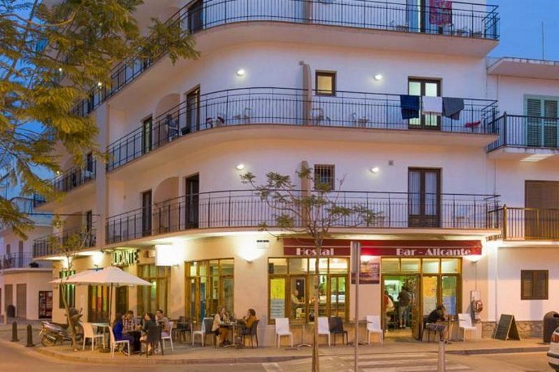 Hostal Alicante Sant Antoni de Portmany Exterior foto