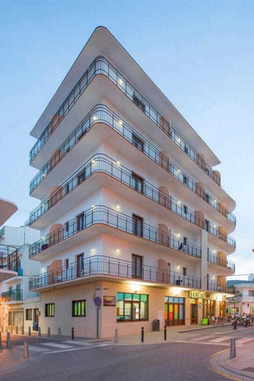 Hostal Alicante Sant Antoni de Portmany Exterior foto